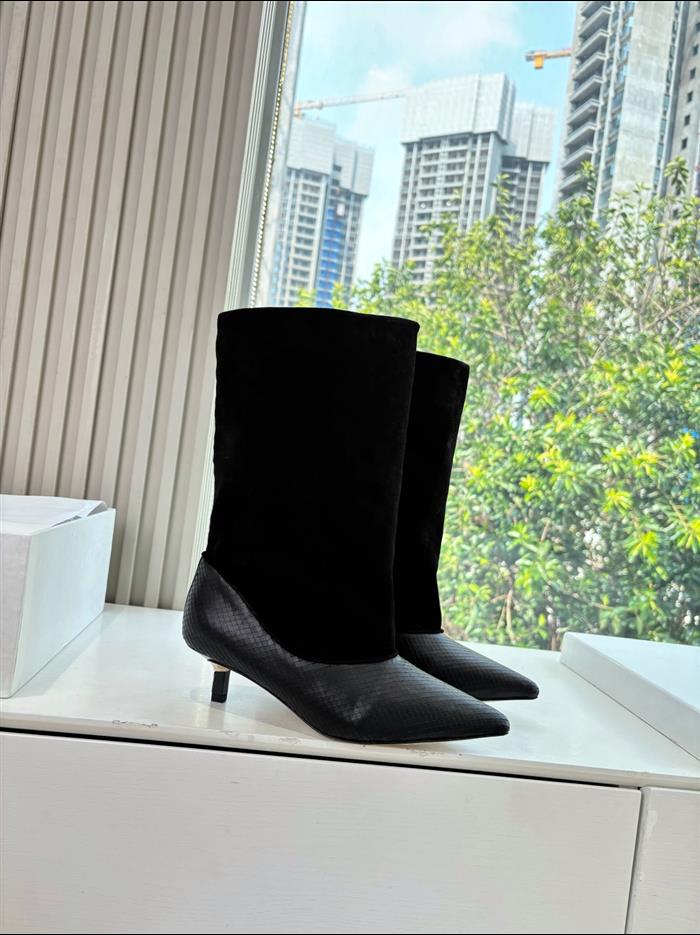 20251128172612815 410